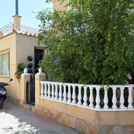 Charming In Torrevieja, 75 Sqm With Shared Pool *