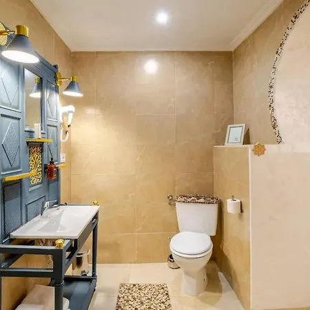 Appartement Charming In Torrevieja, 75 Sqm With Shared Pool